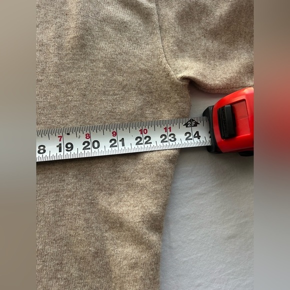 Bolte Cozy Tan Cashmere Wool Blend Sweater with Peek A Boo Back Women’s Large - Picture 5 of 13